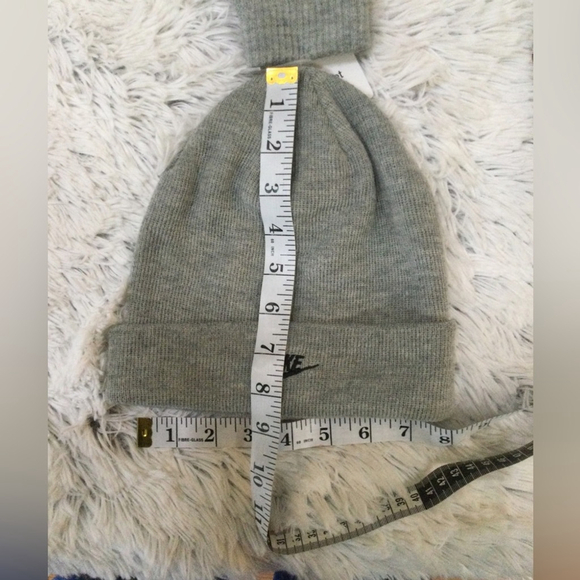 Nike gray with black logo hat and glove set unisex youth NWT - Picture 4 of 9